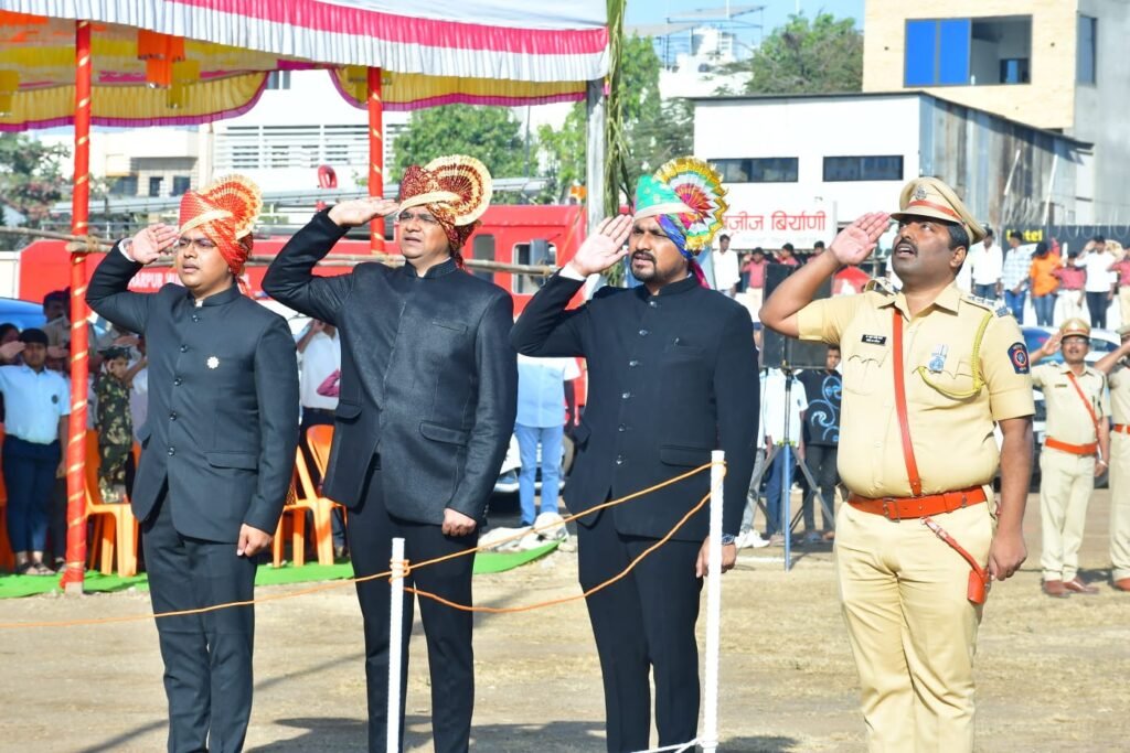 प्रांताधिकारी सचिन इथापे यांच्या हस्तेप्रजासत्ताक दिनी ध्वजारोहण संपन्न