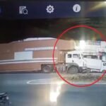 गाडीला ठोकलं ,३ महिलांना उडवलं , १२ गाड्यांना चिरडत गेला कंटेनर …..