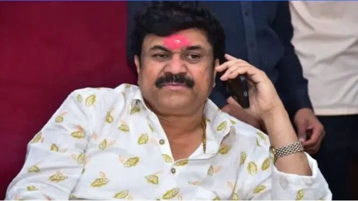 वाल्मीकची ज्योती जाधवच्या नावे सोलापुरातही संपत्ती