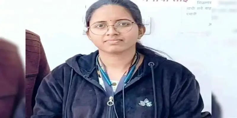 पोटावर बसुन केली मारहाण, गर्भवतीचा घेतला जीव