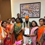 पंढरपूर येथील श्रीविठ्ठल रूक्मिणी मंदिर समिती अन्नक्षेत्राची वेळ वाढवा, महिलांसाठी कायमस्वरूपी चंद्रभागेच्या वाळवंटात चेंजिंग रुम करा – सोलापूर जिल्हा शिवसेना महिला आघाडीच्या जिल्हाध्यक्षा आरती बसवंती यांची मागणी ; मंत्री भरतशेठ गोगावले यांना दिले निवेदन