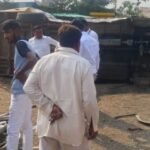 मोहोळ: मिनीबस , कंटेनर व मोटरसायकल या तिहेरी वाहनांच्या अपघातात एकाचा मृत्यू, अन्य 15 जन जखमी