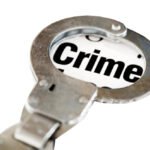 सोलापूर; वाकीच्या सरपंचाला अवैध व्यावसायिकांकडून पोलिसांसमोरच जीवे मारण्याची धमकी