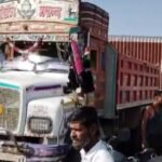 सोलापूर : डंपरची जोरदार धडक, करमाळ्यात चाकाखाली आल्याने एकाचा मृत्यू
