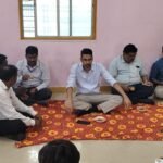Kumar Ashirwad : आषाढी वारीत पंढरपूर शहर स्वच्छ ठेवण्याचे सर्व श्रेय सफाई कामगारांना-जिल्हाधिकारी कुमार आशीर्वाद ; सफाई कर्मचाऱ्यांच्या घरी जाऊन संवाद साधून सोबत जिल्हाधिकारी यांचा चहा – नाश्ता