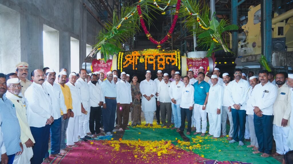 Pandharpur: श्री विठ्ठल कारखान्याच्या मिल रोलरचे पूजन संपन्न;  दिलेली सर्व आश्वासने पाळण्यास कटीबद्ध: चेअरमन आ. अभिजीत पाटील