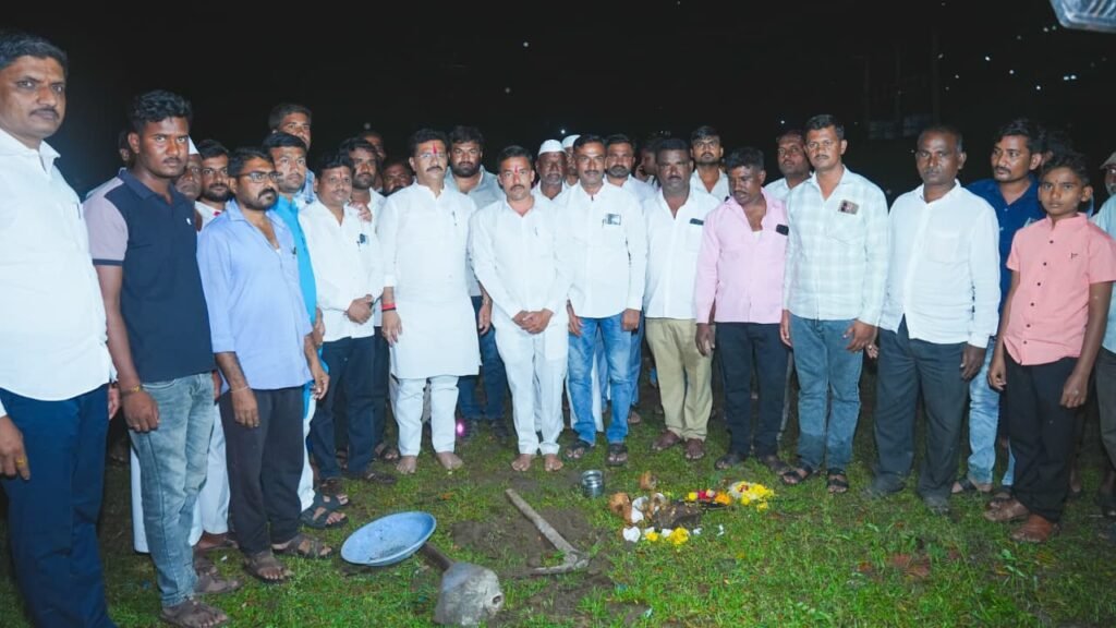 खैराव विकासापासून वंचित ठेवणार नाही , राजकारण बाजूला ठेवून खैराव गावचा विकास करूया- आमदार अभिजीत पाटील