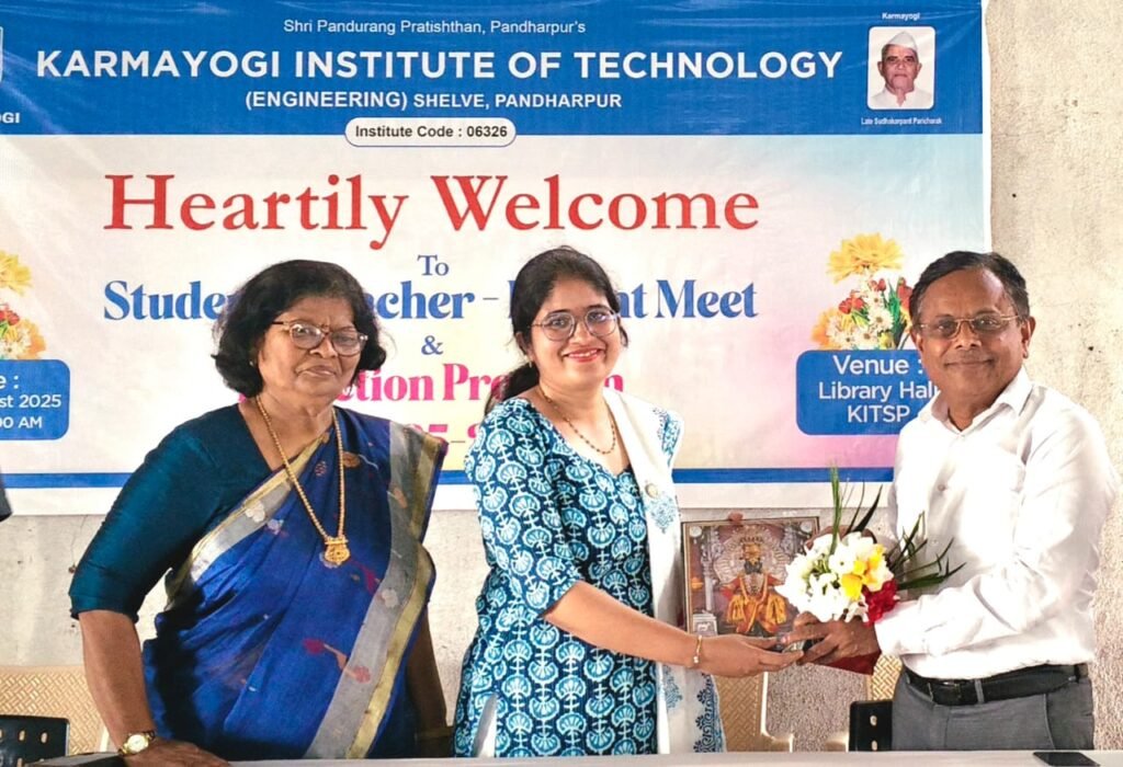 कर्मयोगी इन्स्टिट्यूट मध्ये “मेंटल हेल्थ अँड सुसाईड प्रिव्हेन्शन” वर व्याख्यान संपन्न; आपल्या  मन:स्वास्थ्याविषयी सजग राहा – लायन डॉ. शेरॉन भोपटकर,लायन्स क्लब पंढरपूर ड्रीम चा पुढाकार