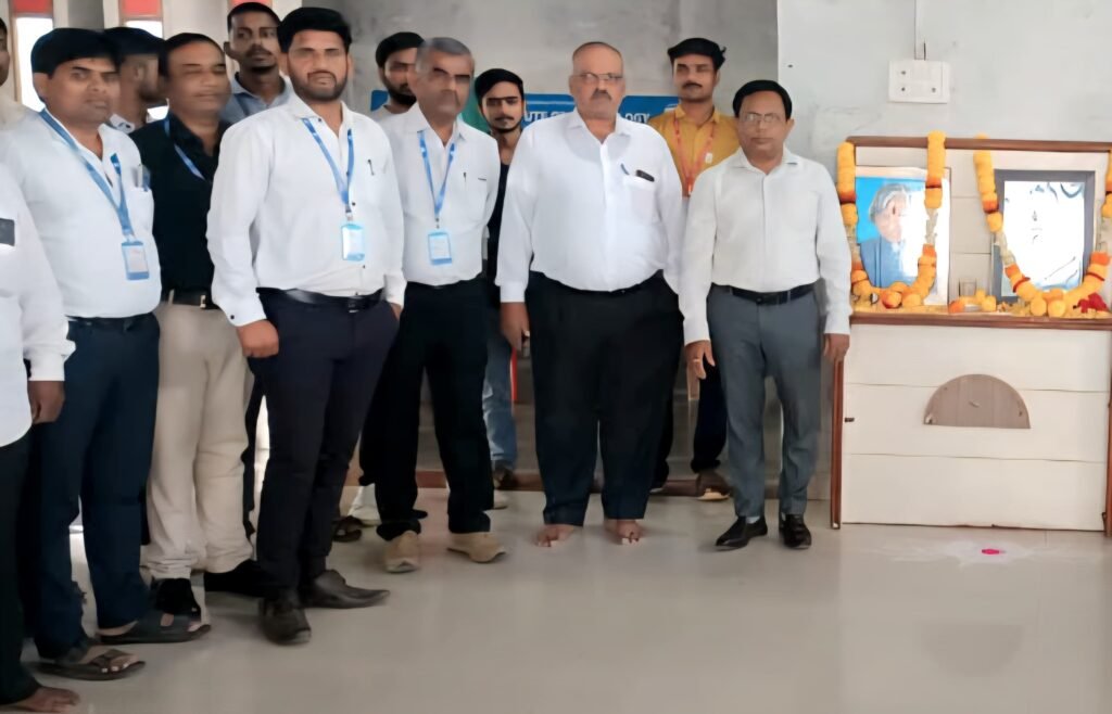 कर्मयोगी इन्स्टिट्यूट मध्ये “वाचन प्रेरणा दिन” उत्साहात संपन्न, विद्यार्थ्यांसाठी विविध पुस्तकांचे व ग्रंथांचे प्रदर्शन.