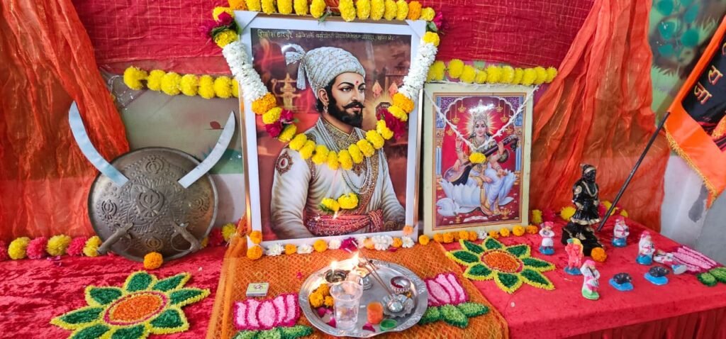 कर्मयोगी किड्स फाउंडेशन स्कूलमध्ये“शिवजन्मोत्सव” सोहळा उत्साहात साजरा